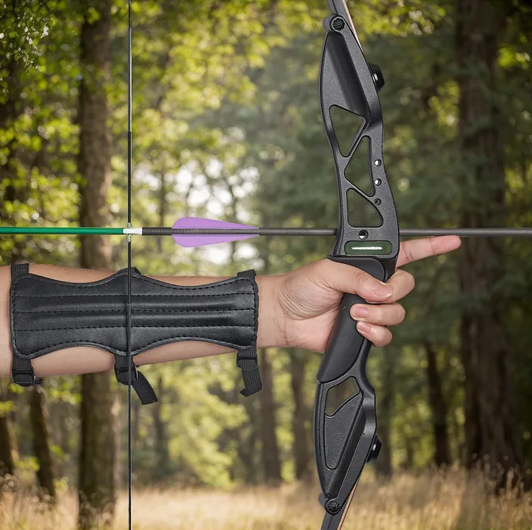 Крага кожаная для стрельбы из лука